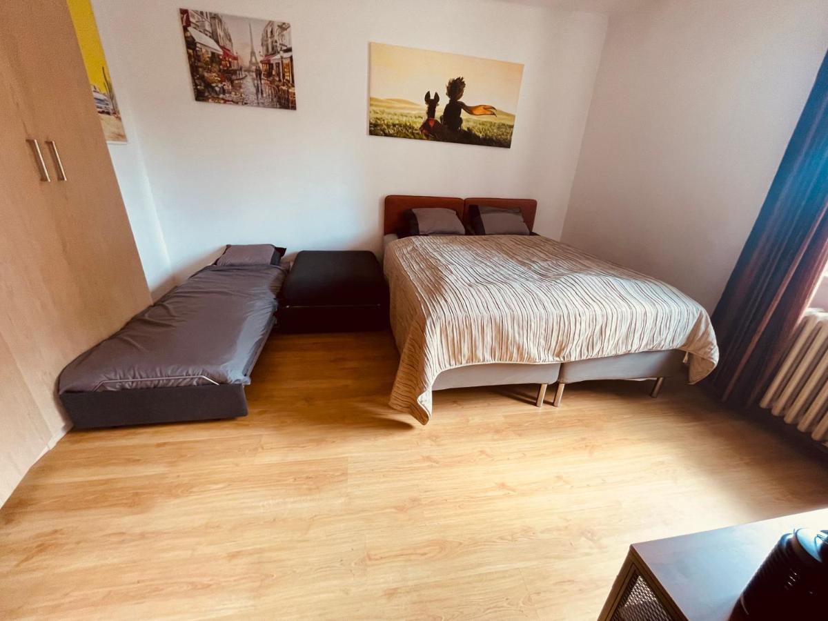 City Center 2 Bedroom A/C Apartment براتسيلافا المظهر الخارجي الصورة